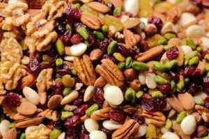 Keto Snack Ideas: Satisfying Cravings While Staying in Ketosis 